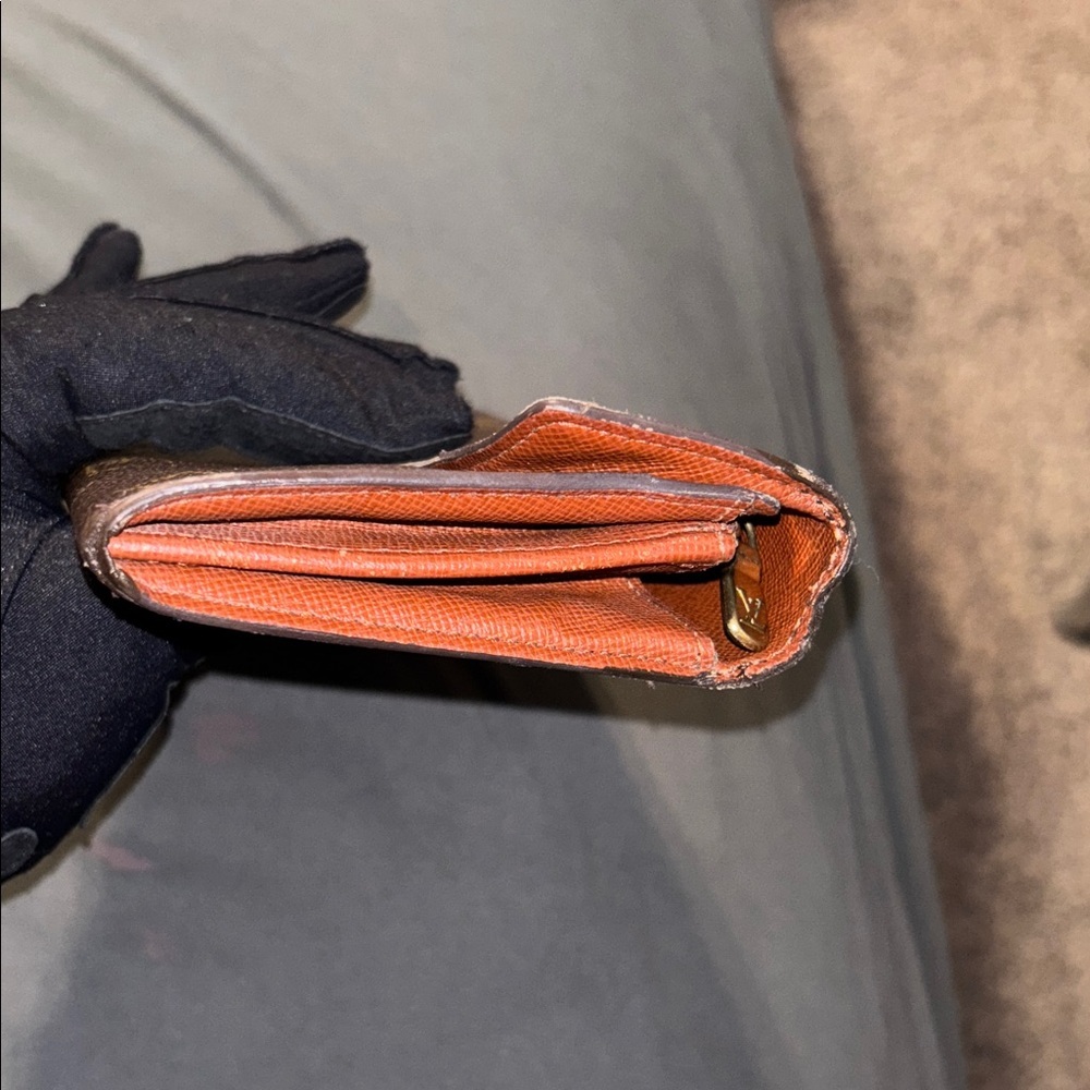 Louis Vuitton Monogram Wallet and Key Wallet Set - Picture 7 of 11
